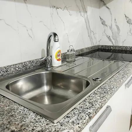 Seaside Bloom Retreat E72 Golem (Tirana)