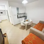Seaside Bloom Retreat E72 * Golem (Tirana)