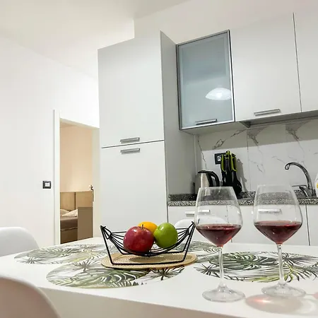 Seaside Bloom Retreat E72 Apartment *